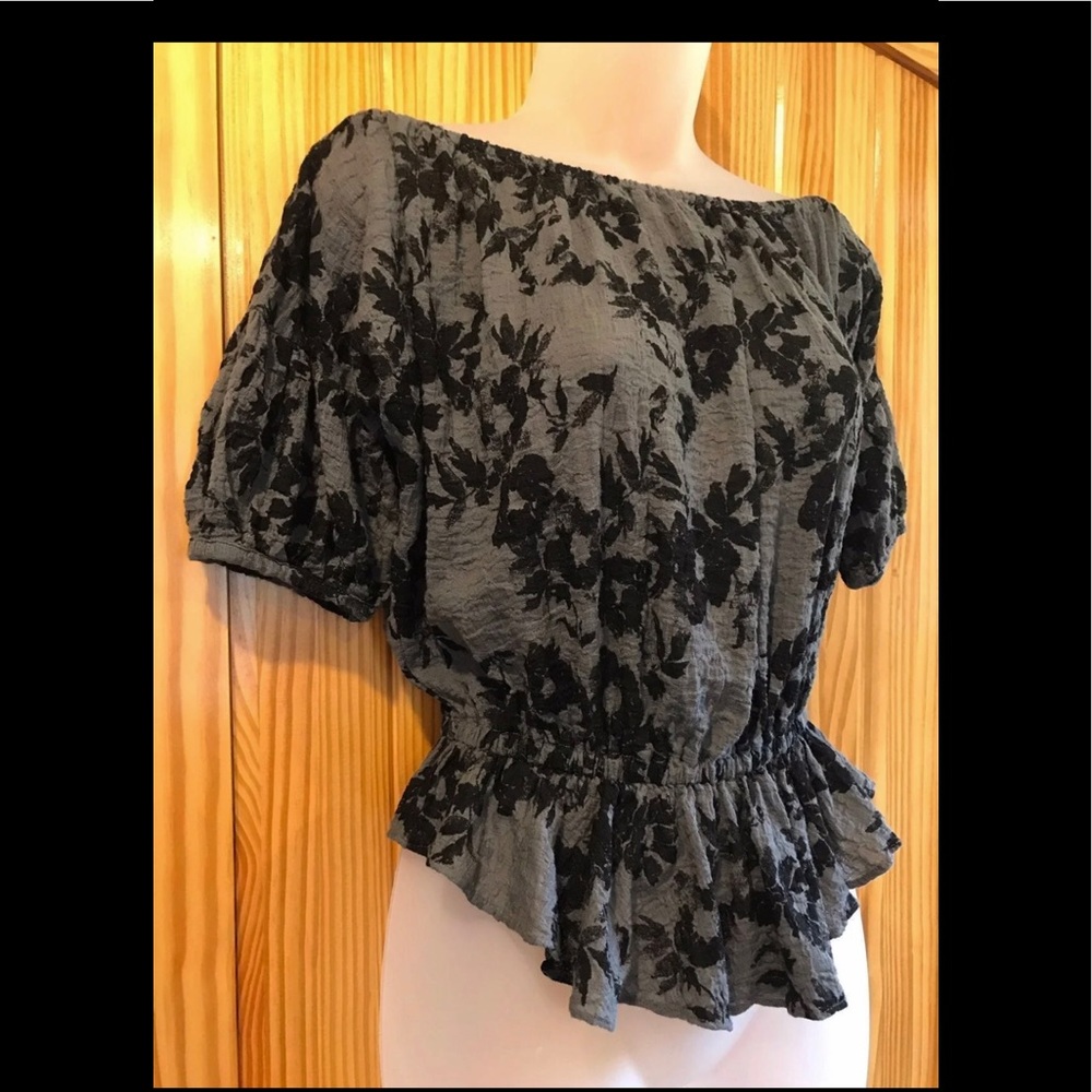 Like New-Free People Off-Shoulder Boho Top - Picture 3 of 16